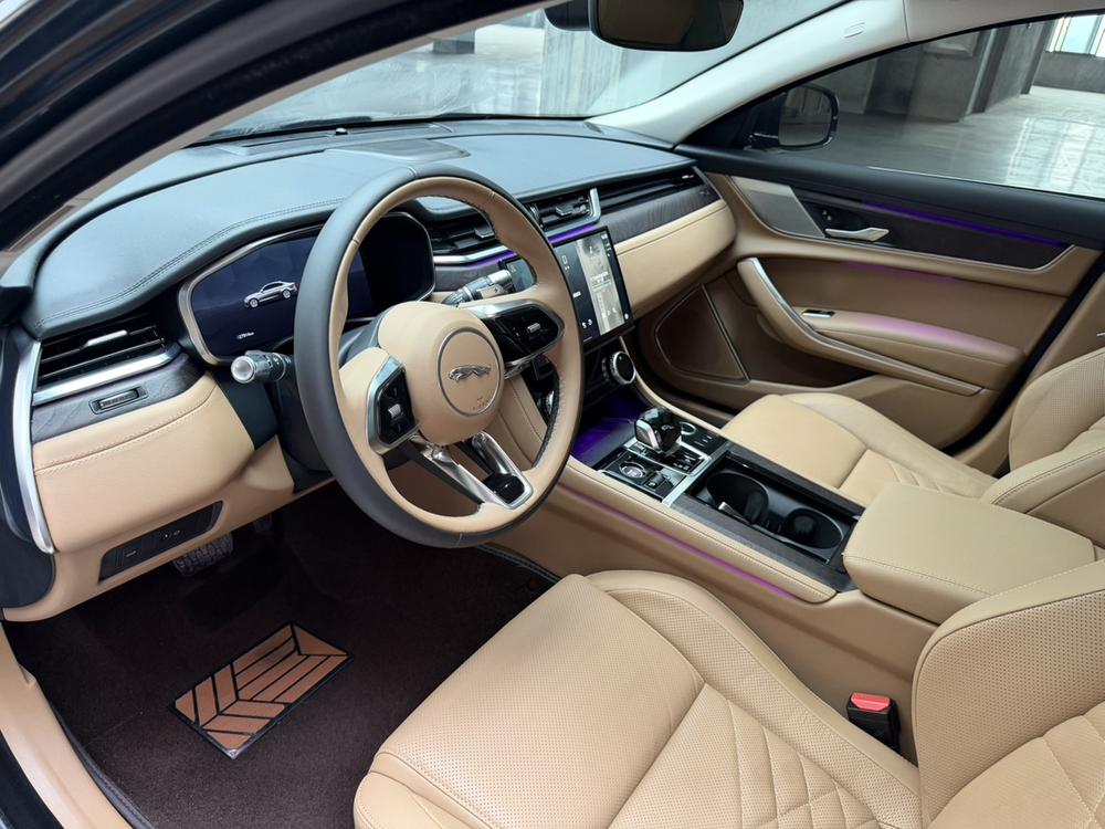Jaguar Jaguar XFL