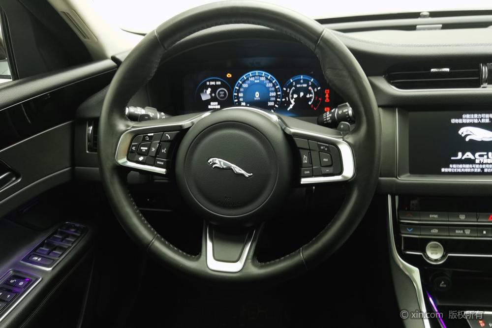 Jaguar Jaguar XFL