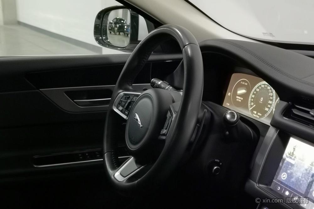 Jaguar Jaguar XFL