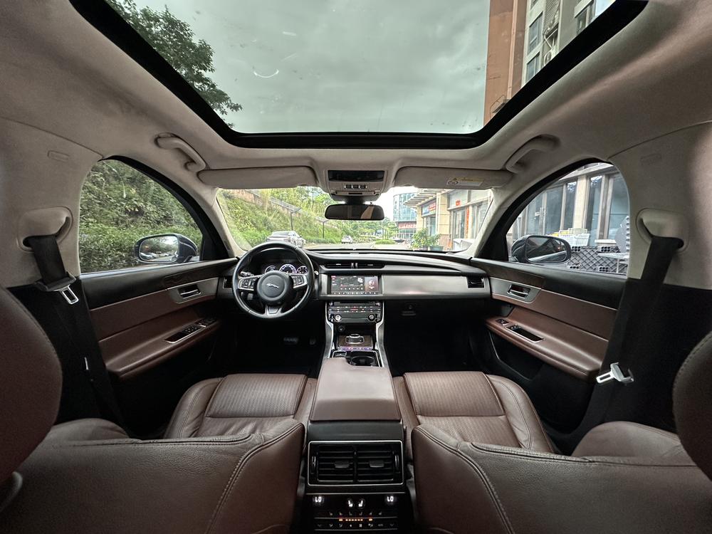 Jaguar Jaguar XFL