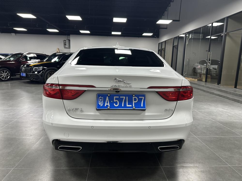 Jaguar Jaguar XFL
