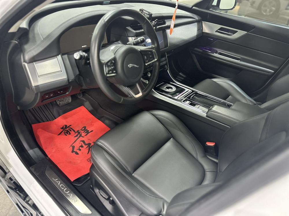 Jaguar Jaguar XFL