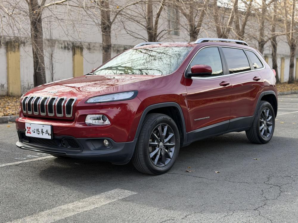Jeep Cherokee (Import)