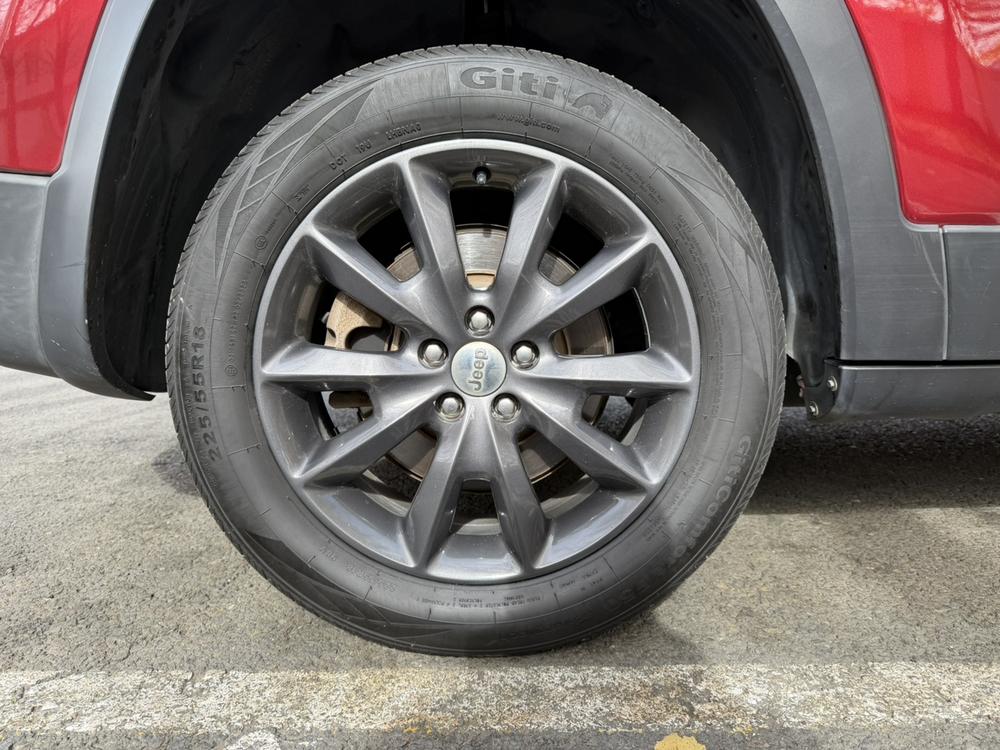 Jeep Cherokee (Import)