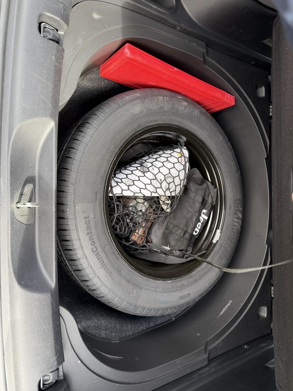 Jeep Cherokee (Import)