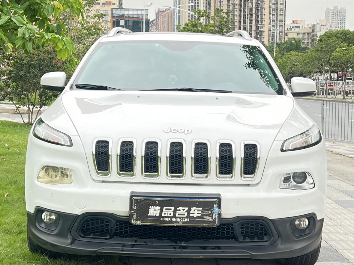 Jeep Cherokee
