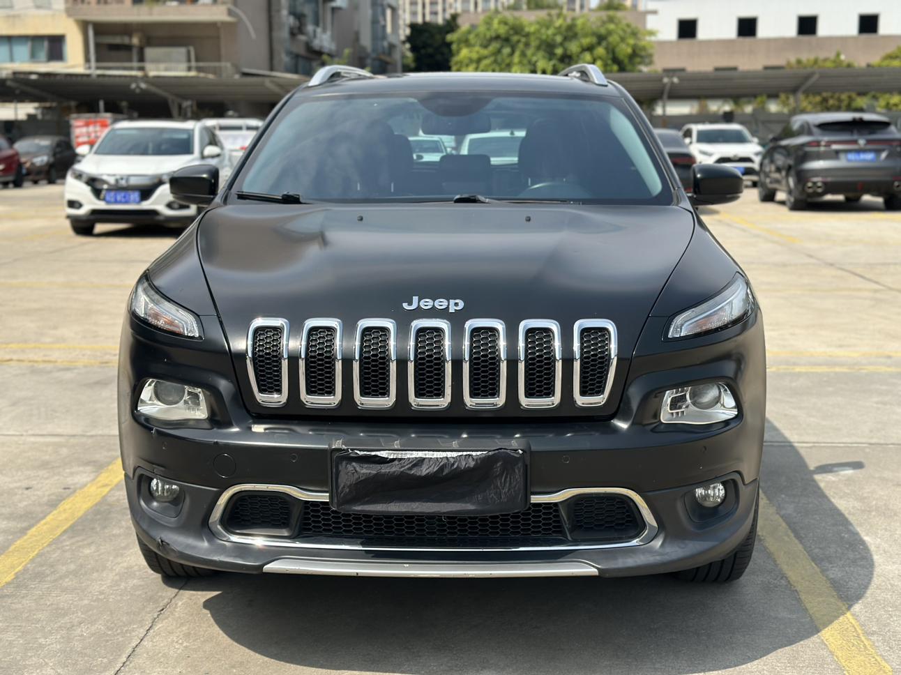 Jeep Cherokee