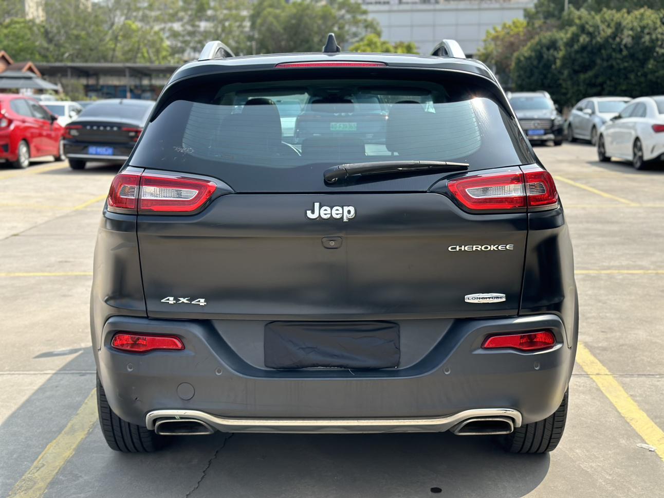 Jeep Cherokee