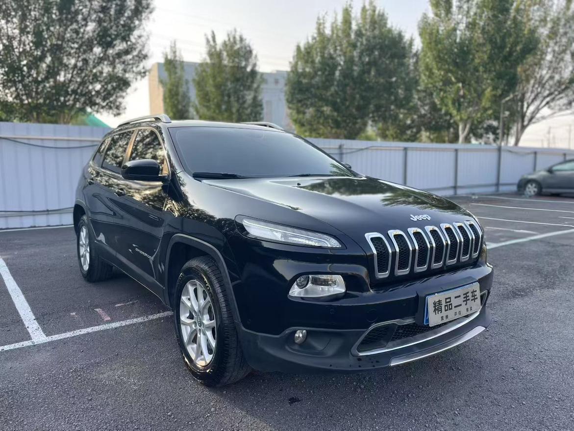Jeep Cherokee