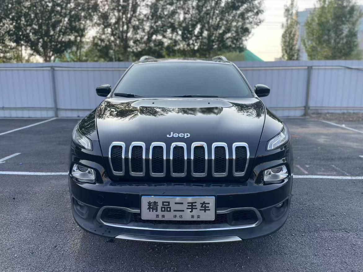Jeep Cherokee