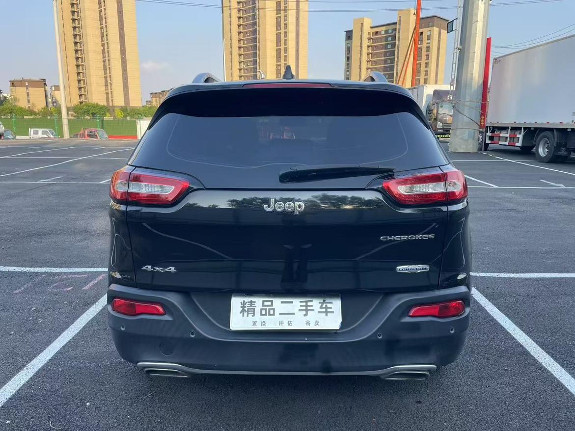 Jeep Cherokee