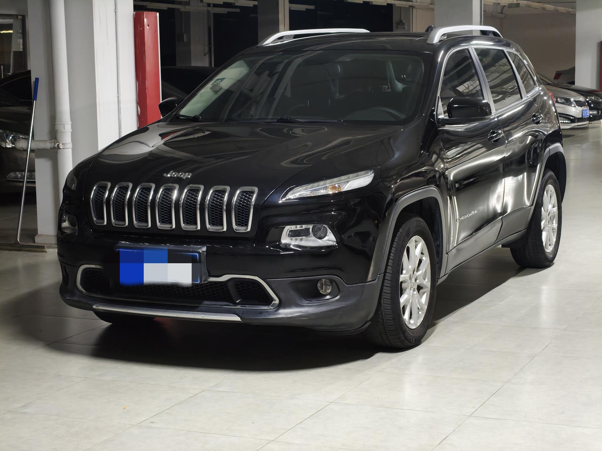 Jeep Cherokee