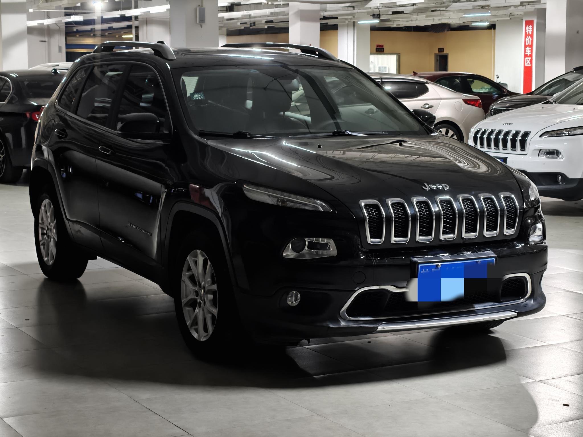 Jeep Cherokee