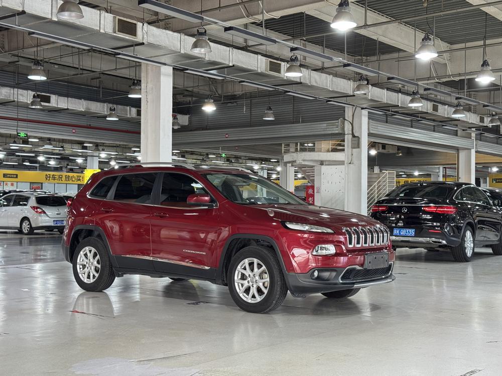 Jeep Cherokee