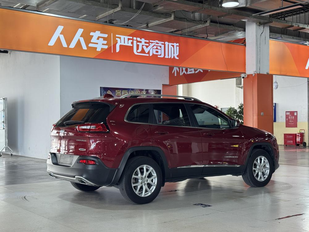 Jeep Cherokee