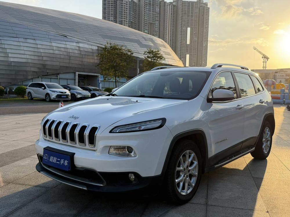 Jeep Cherokee