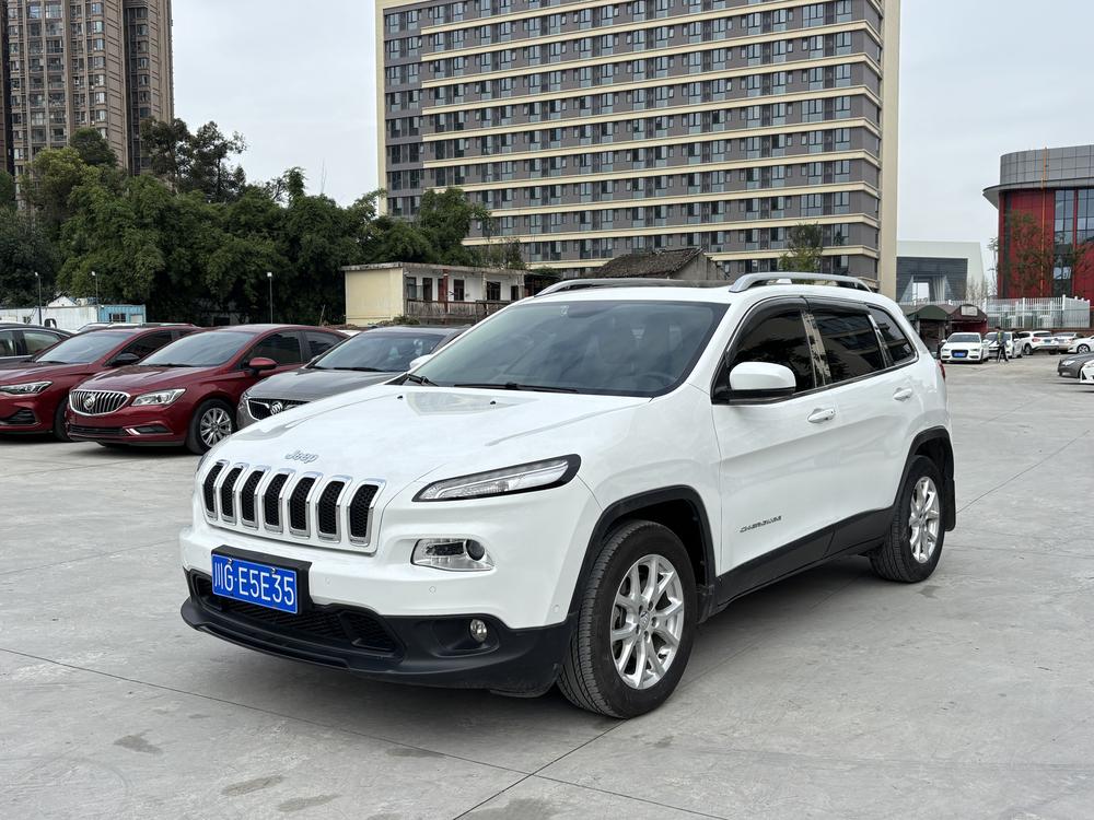 Jeep Cherokee