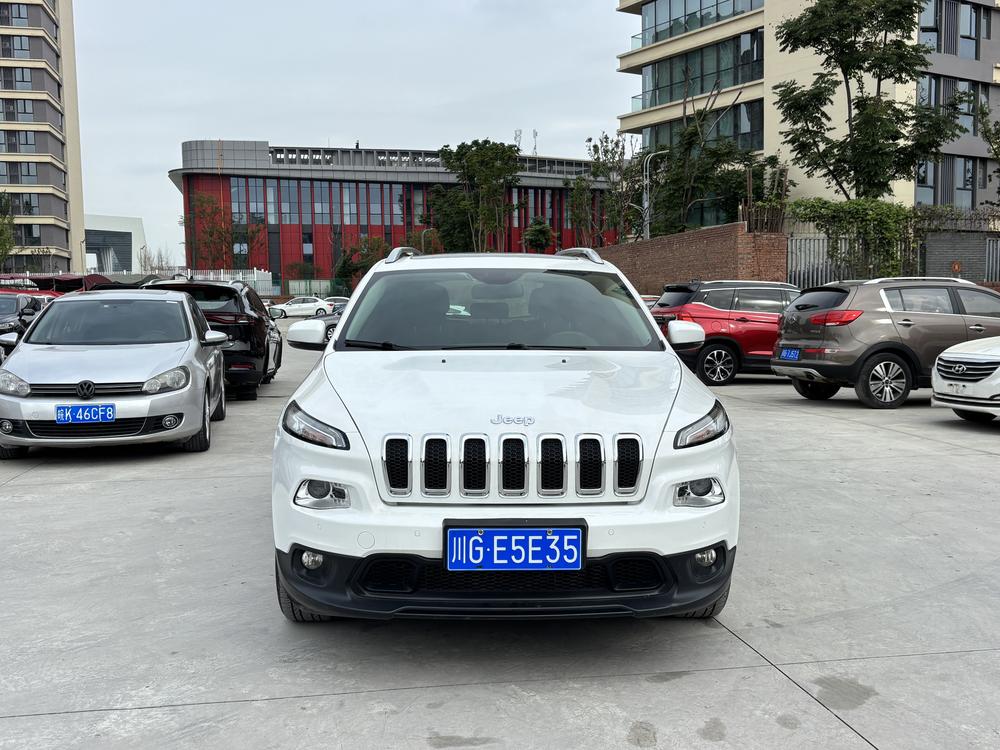 Jeep Cherokee