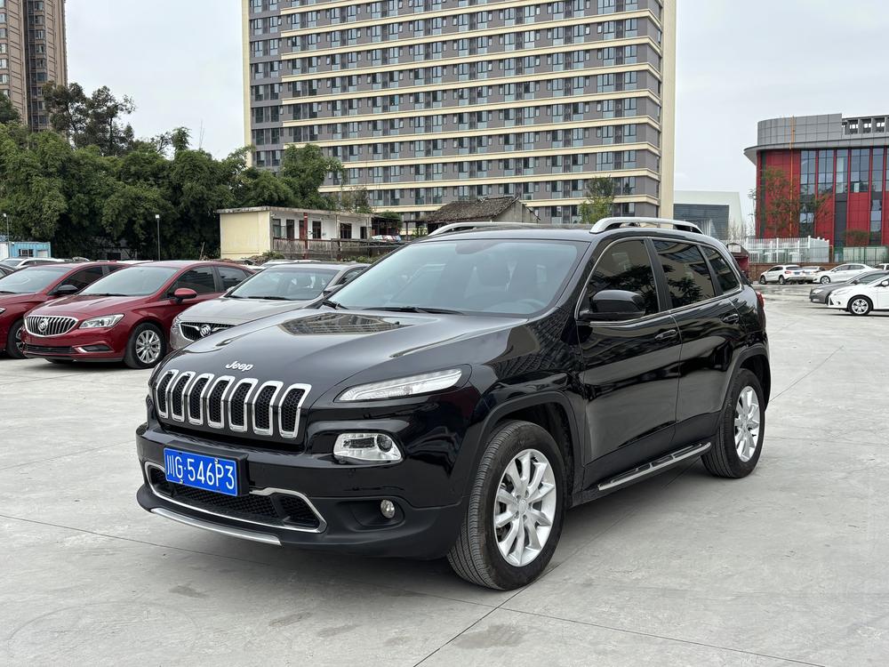 Jeep Cherokee