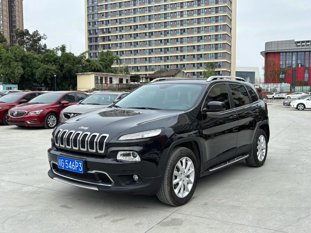 Jeep Cherokee
