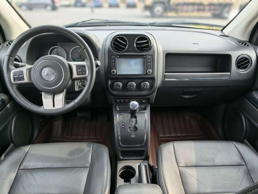 Jeep Compass (Import)