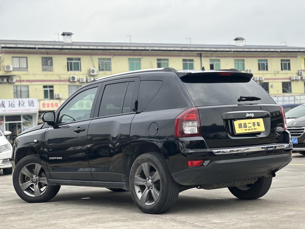 Jeep Compass (Import)