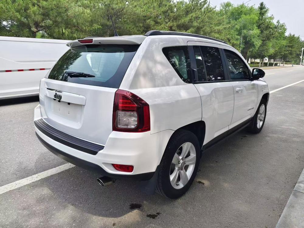 Jeep Compass (Import)