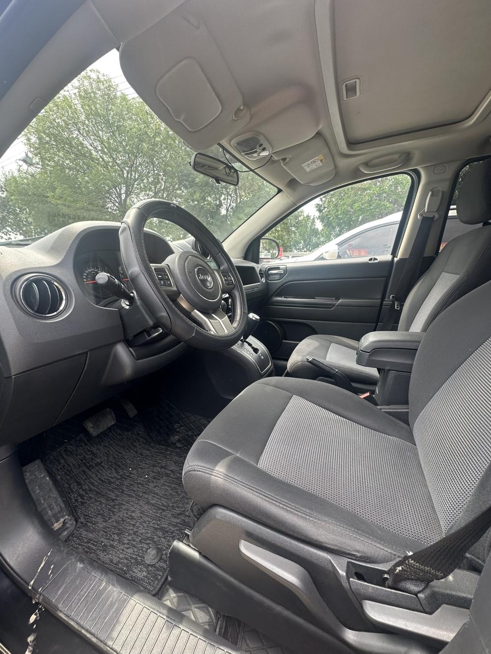 Jeep Compass (Import)