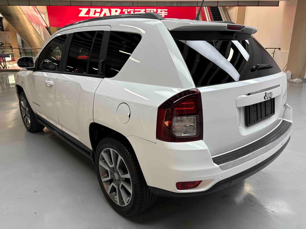 Jeep Compass (Import)