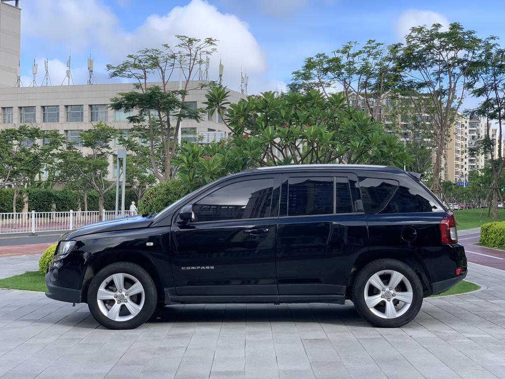 Jeep Compass (Import)