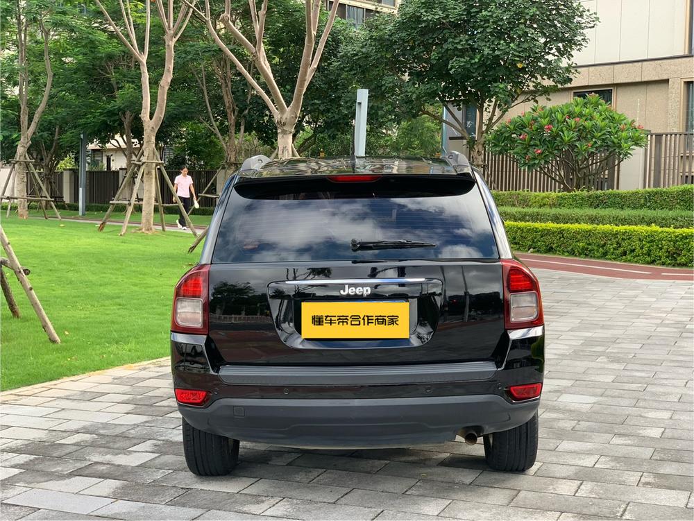 Jeep Compass (Import)