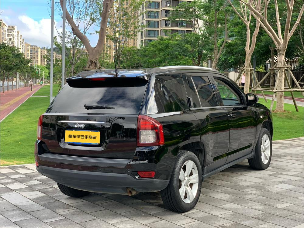 Jeep Compass (Import)