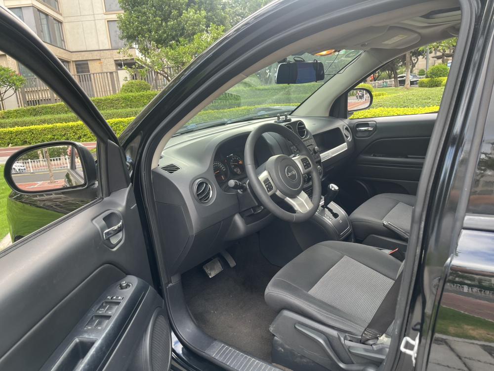 Jeep Compass (Import)