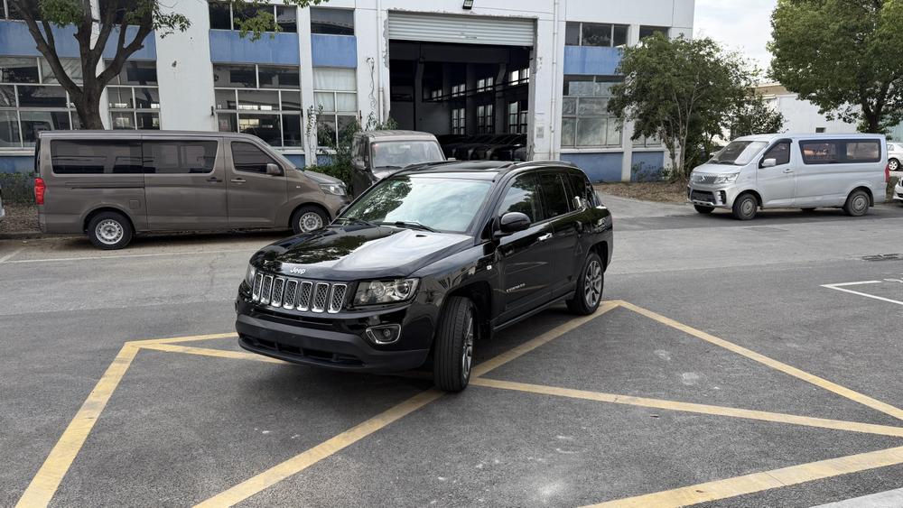 Jeep Compass (Import)