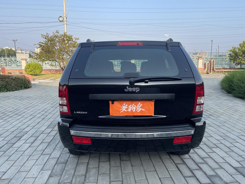Jeep Grand Cherokee (Import)