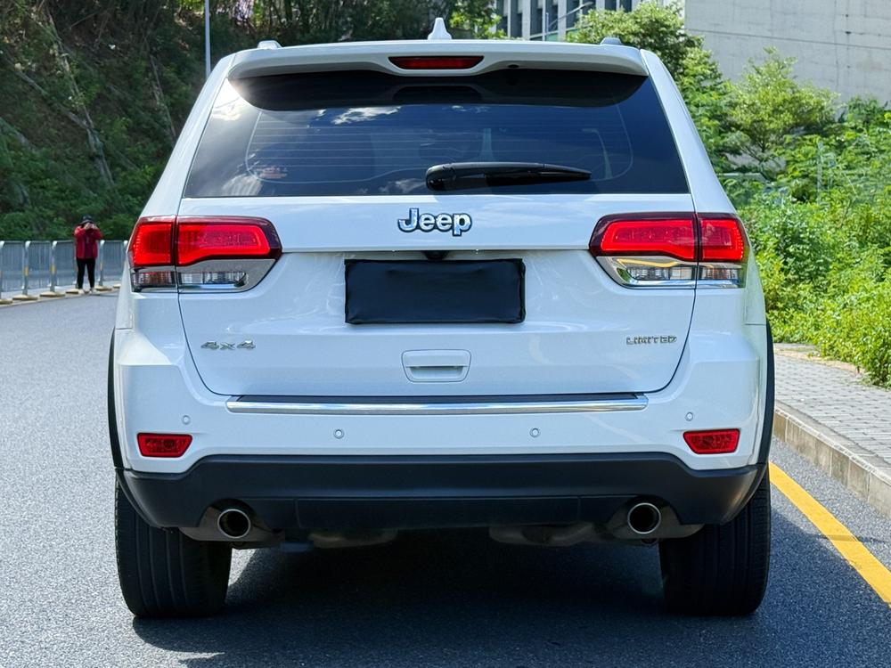 Jeep Grand Cherokee (Import)
