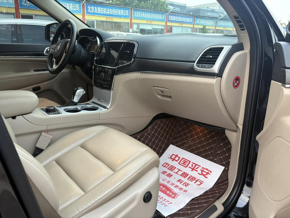 Jeep Grand Cherokee (Import)