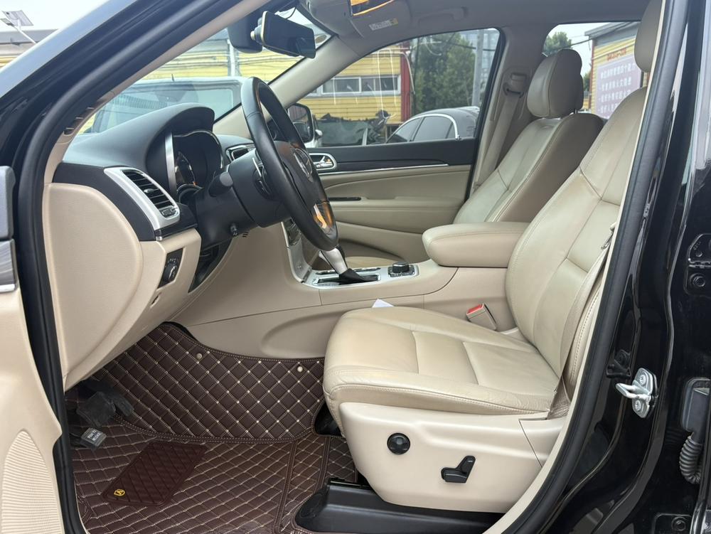 Jeep Grand Cherokee (Import)