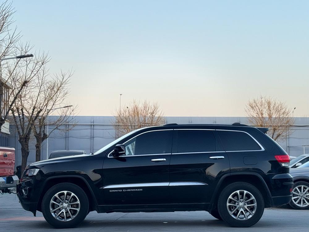 Jeep Grand Cherokee (Import)