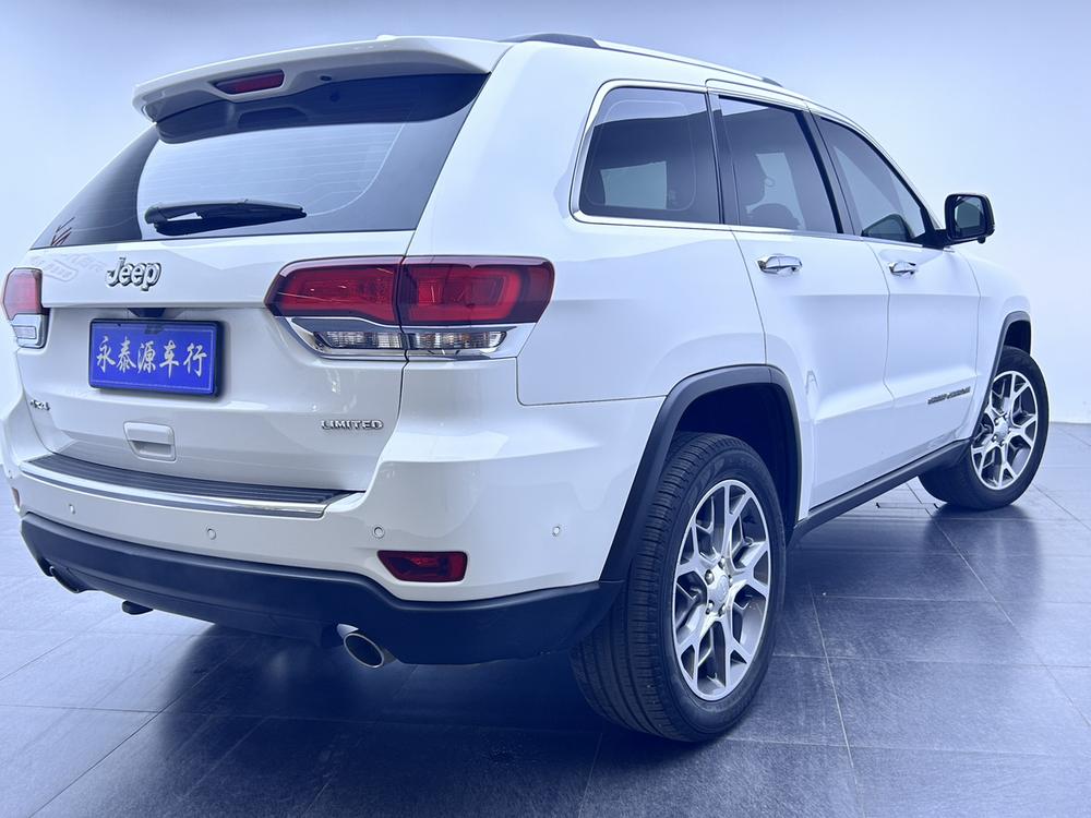 Jeep Grand Cherokee (Import)
