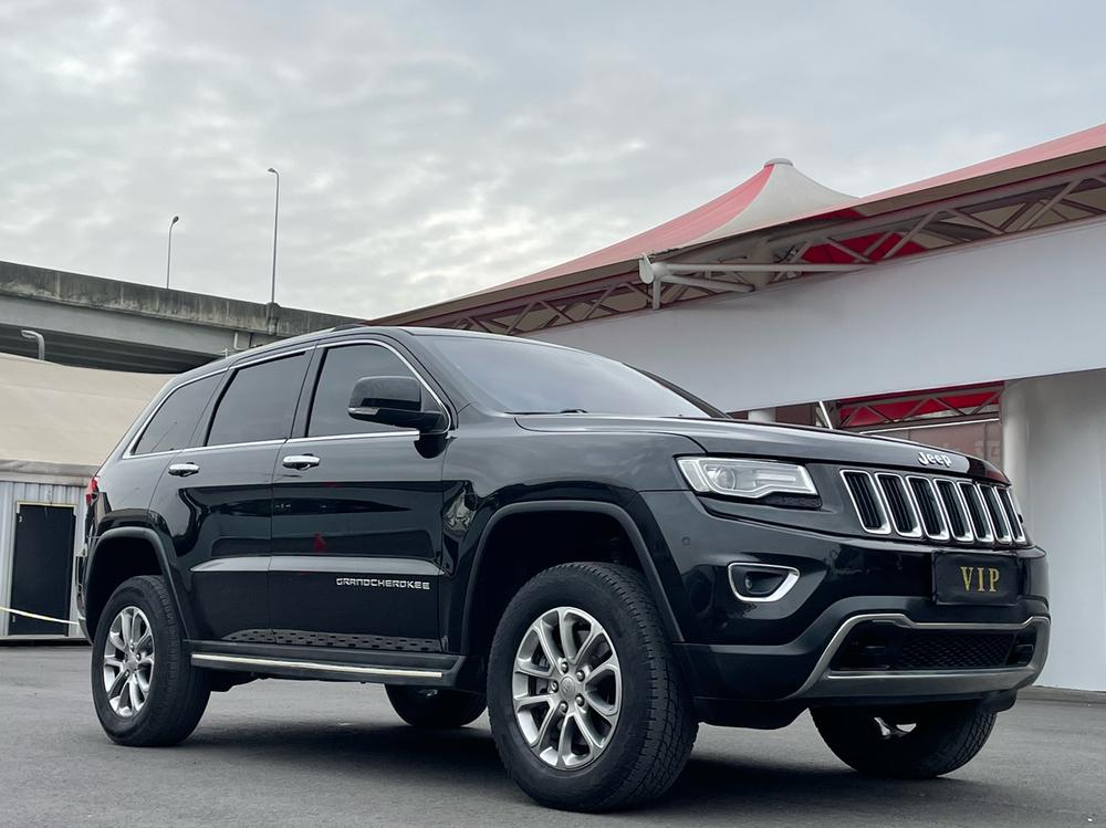 Jeep Grand Cherokee (Import)