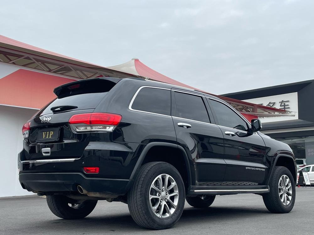 Jeep Grand Cherokee (Import)