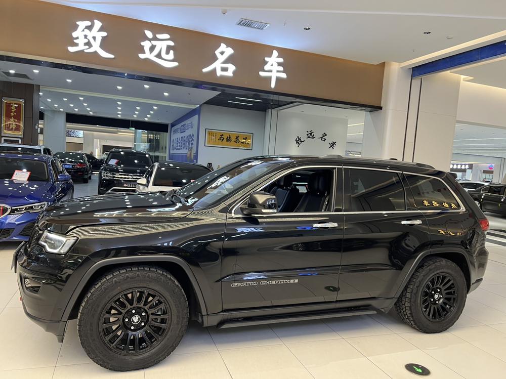 Jeep Grand Cherokee (Import)