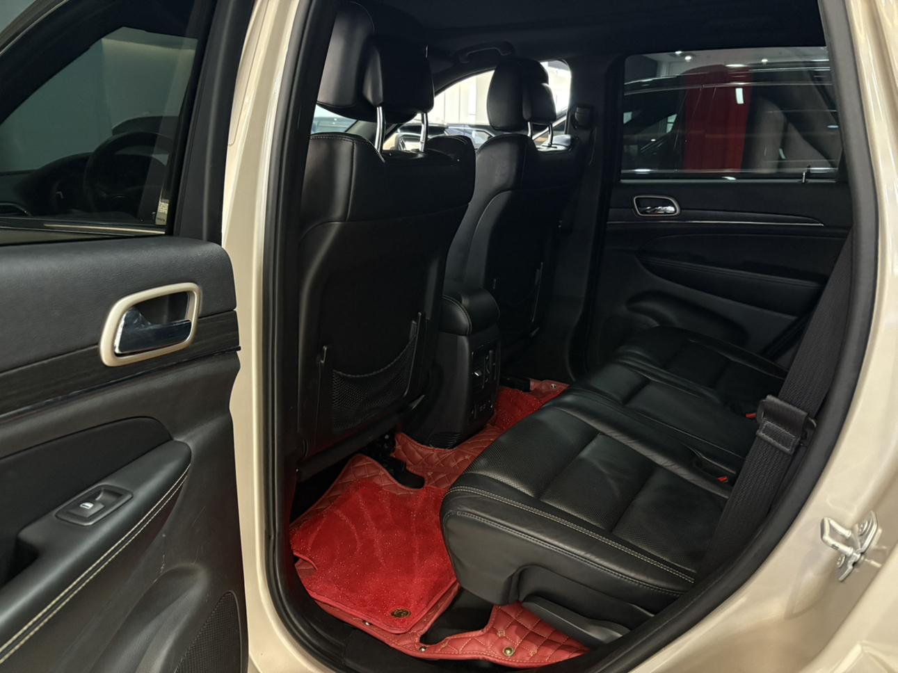 Jeep Grand Cherokee (Import)