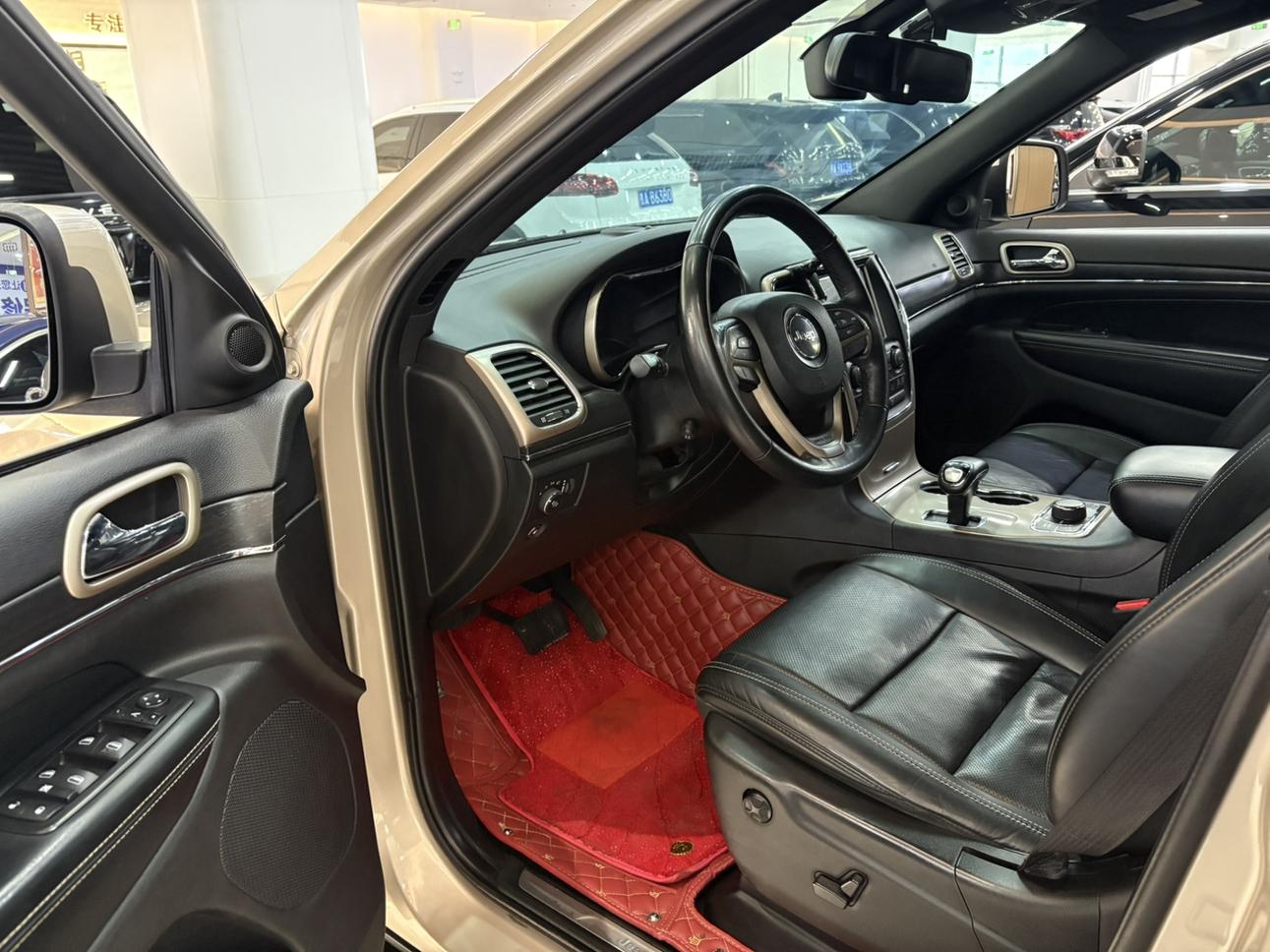 Jeep Grand Cherokee (Import)
