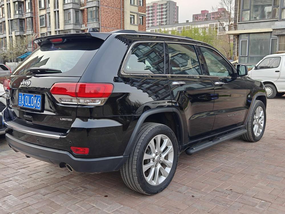 Jeep Grand Cherokee (Import)