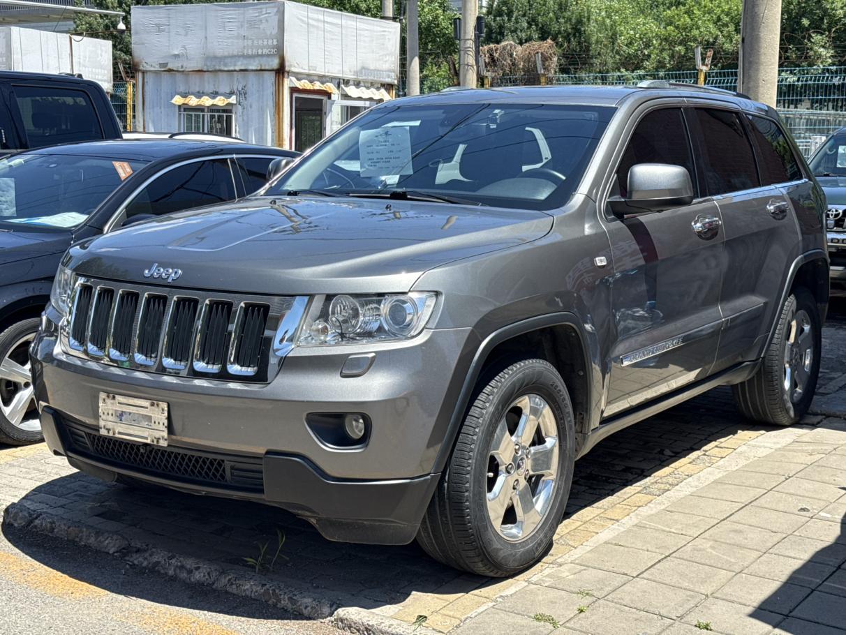 Jeep Grand Cherokee (Import)