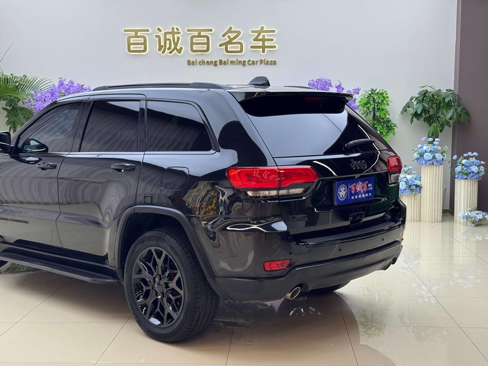 Jeep Grand Cherokee (Import)