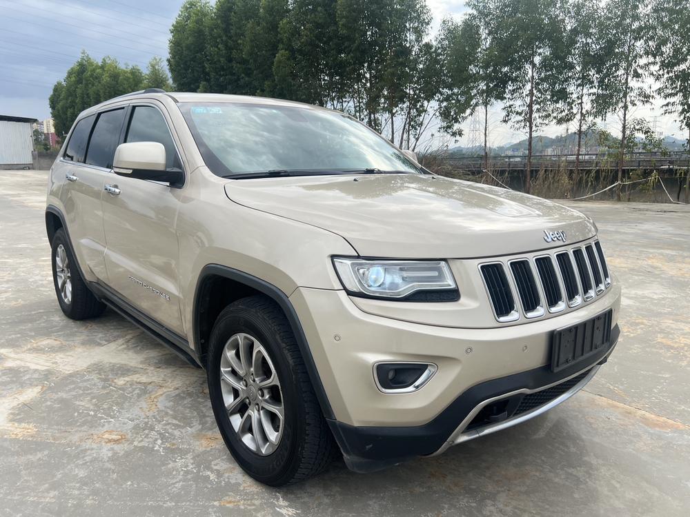 Jeep Grand Cherokee (Import)