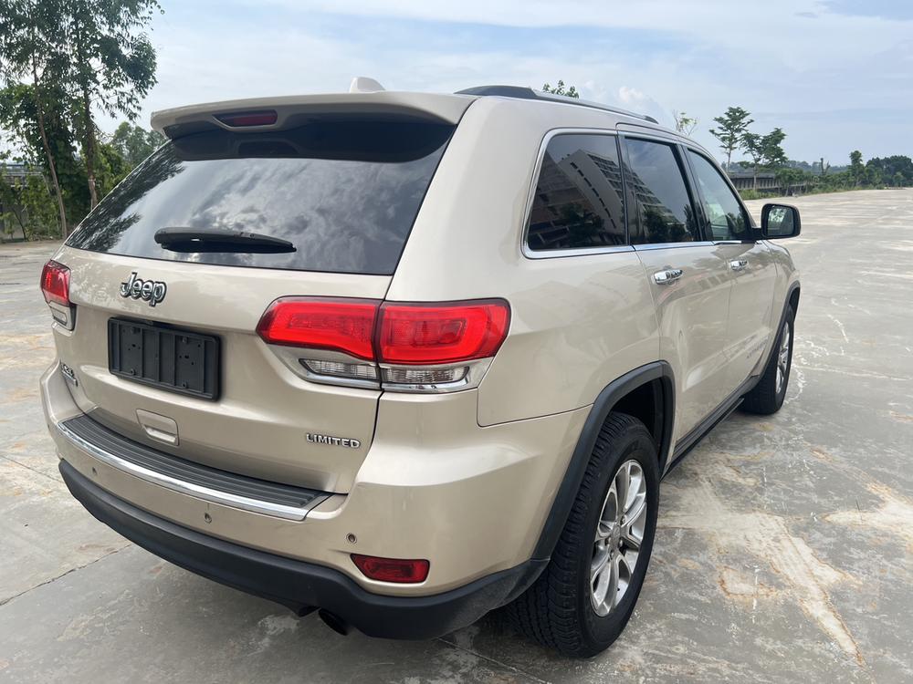 Jeep Grand Cherokee (Import)